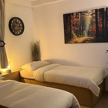 Moderne Wohnung Mit Waldflair Und Kaffeegenuss พาเดอร์บอร์น ภายนอก รูปภาพ