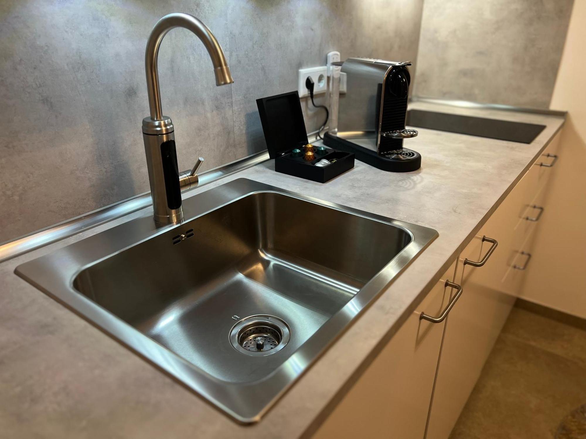 Moderne Wohnung Mit Waldflair Und Kaffeegenuss พาเดอร์บอร์น ภายนอก รูปภาพ