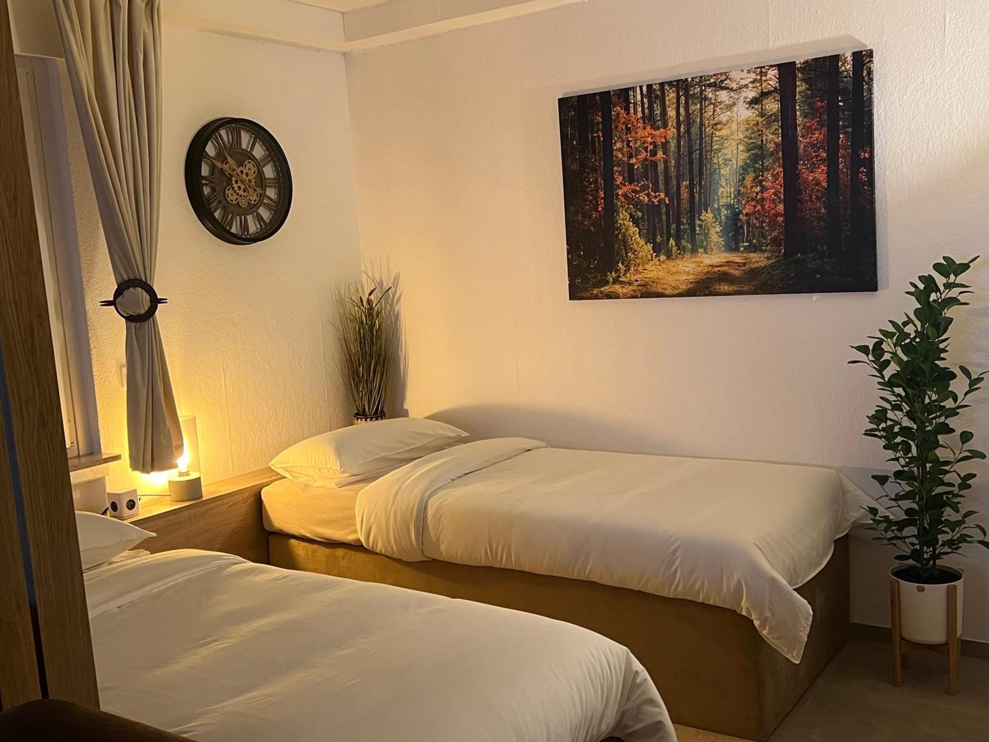 Moderne Wohnung Mit Waldflair Und Kaffeegenuss พาเดอร์บอร์น ภายนอก รูปภาพ